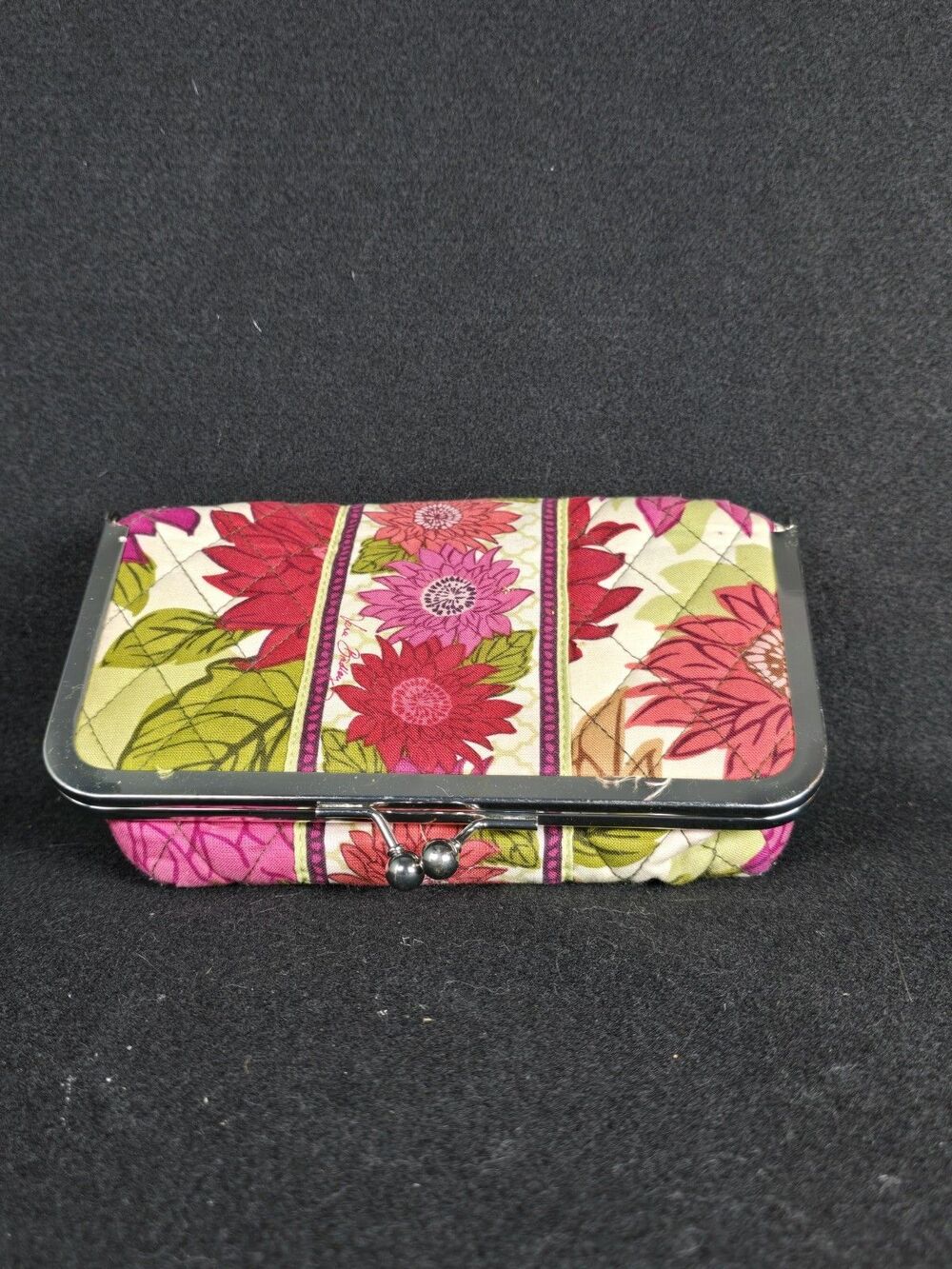 Vera Bradley Kiss Closure Makeup Bag Hello Dahlia Retired Pattern RARE
